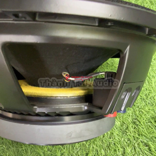 Bass 30 mẫu RCF từ 190 coil 75, đít lồi, màng 3 vân