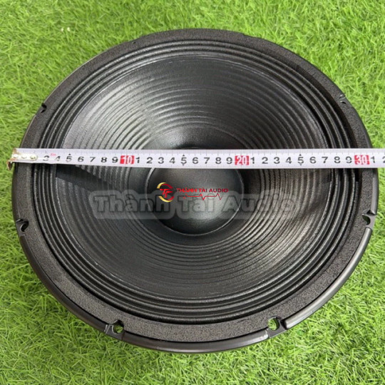 Bass 30 mẫu RCF từ 190 coil 75, đít lồi, màng 3 vân