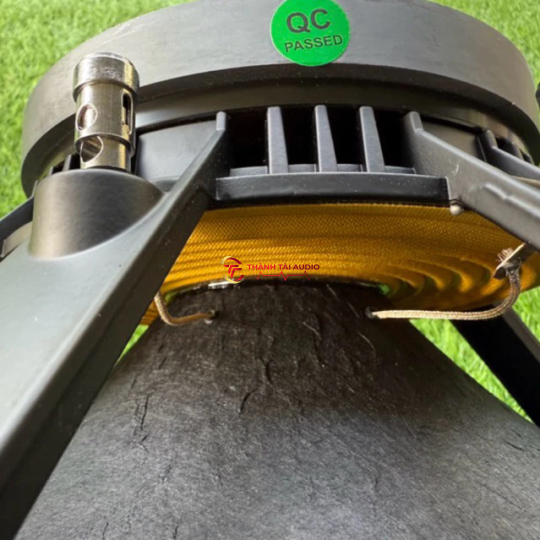 loa 40 NEXO từ 190 coil 75, màng chống nước cao cấp