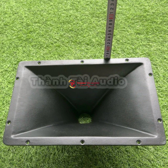 Họng kèn nhôm 725, 35,5x22,5 dùng cho treble 750, 850, từ neo