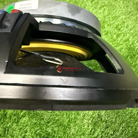 Loa bass 40, mẫu RCF từ 220 coil 100, màng chống nước 
