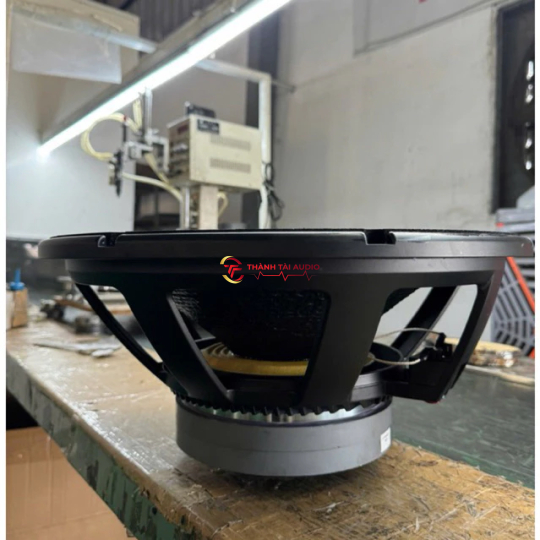 Loa bass 50 mẫu RCF từ đôi 220 coil 100 màng chống nước