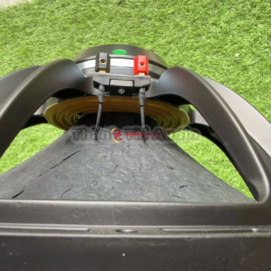 Bass neo khối 40 mẫu B&C coil 76, mũi lõm, hàng nhập khẩu