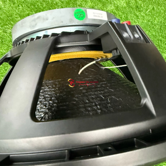 Loa bass RCF 50 từ 220 coil 100 màng chống nước